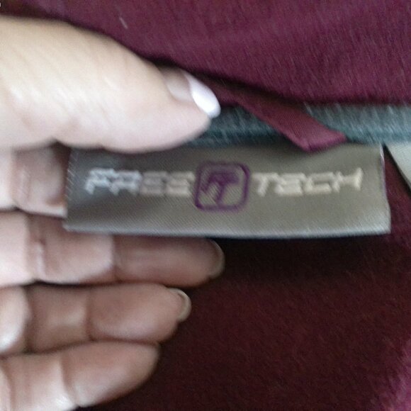 Free Tech Jacket Coat Weather Resistant Zip Burgundy Hooded Fleece Lined Women S - Picture 7 of 9